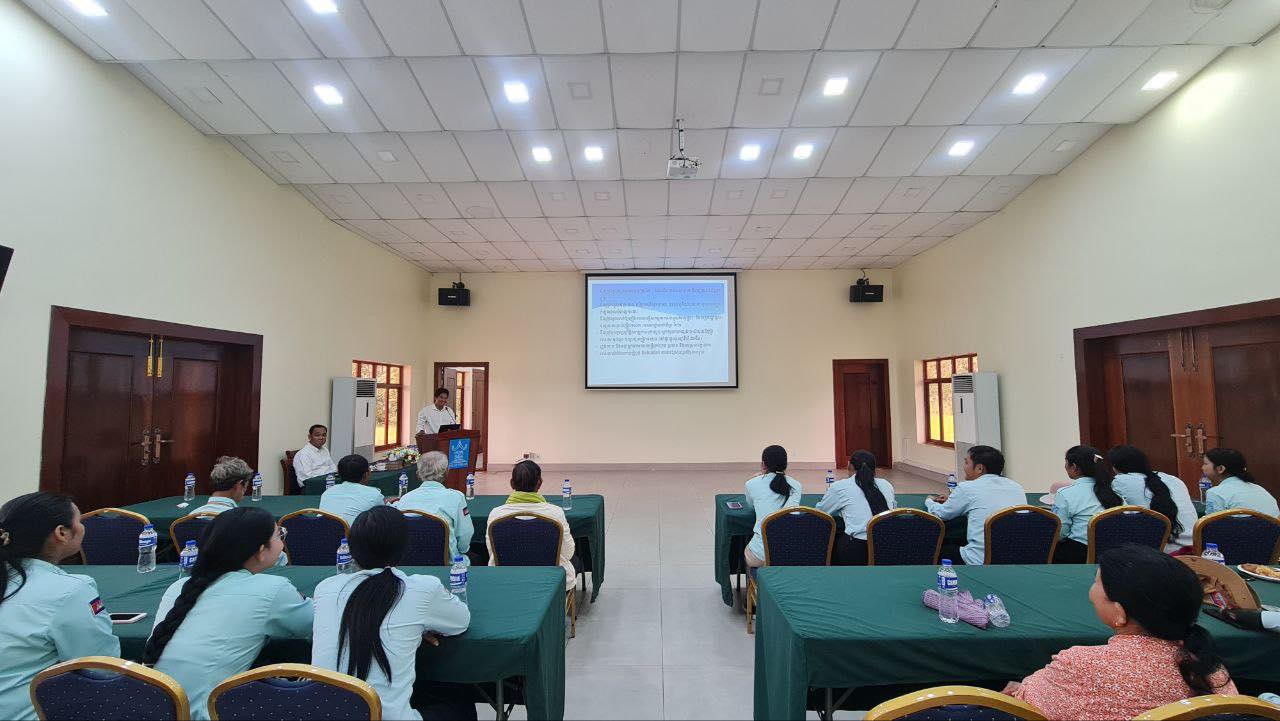 កម្មវិធីបណ្តុះបណ្តាលពង្រឹងសមត្ថភាពការគ្រប់គ្រងទេសចរណ៍ និងតួនាទីភារកិច្ចដល់ភ្នាក់ងារទេចរណ៍នៅរមណីយដ្ឋានប្រាសាទព្រះវិហារ