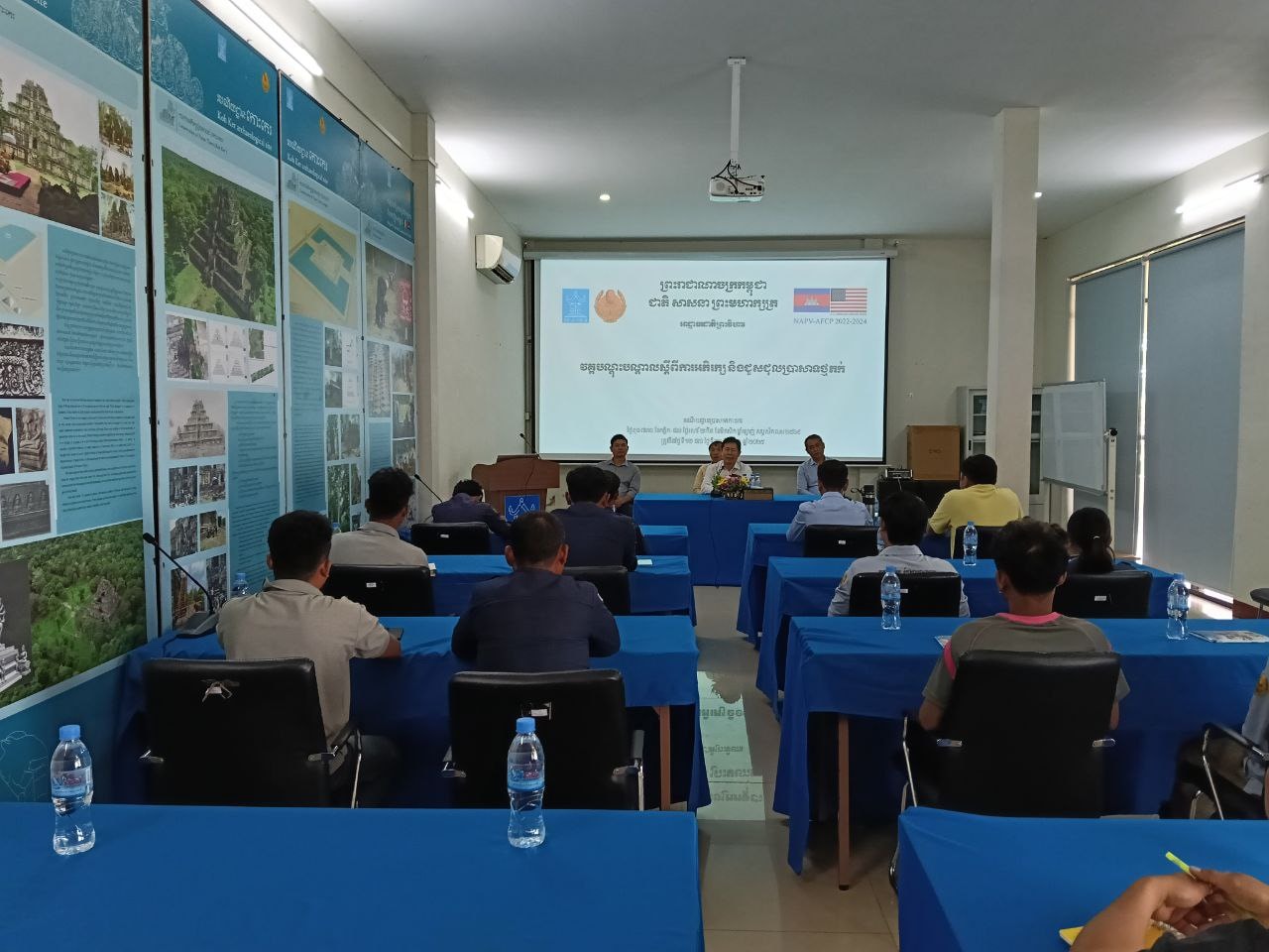 វគ្គបណ្ដុះបណ្ដាលជំនាញលើការអភិរក្ស និងជួសជុលថ្មភក់នៅរមណីយដ្ឋានប្រាសាទកោះកេរ