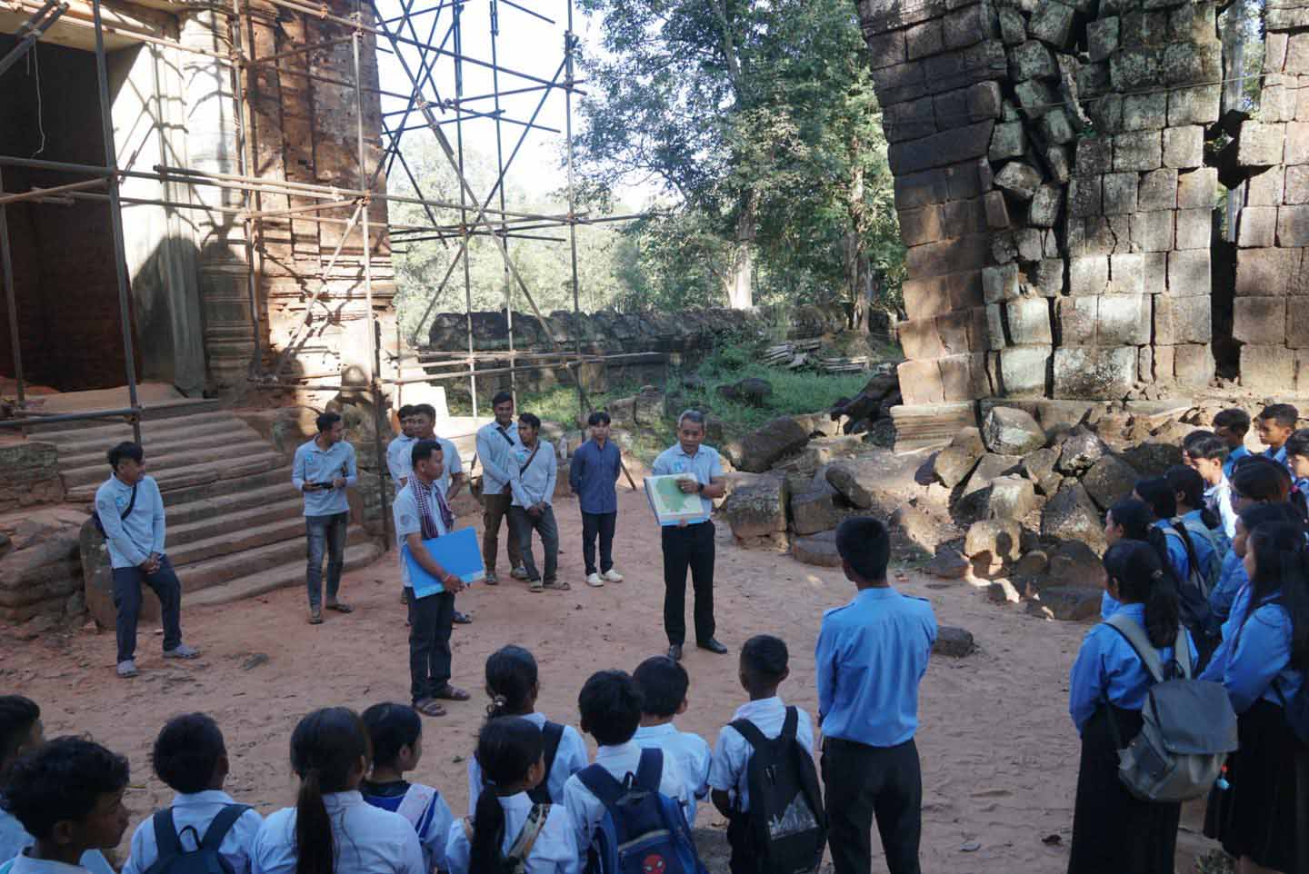 កម្មវិធីអប់រំផ្សព្វផ្សាយបេតិកភណ្ឌដល់សិស្សានុសិស្សនៅរមណីយដ្ឋានប្រាសាទកោះកេរ