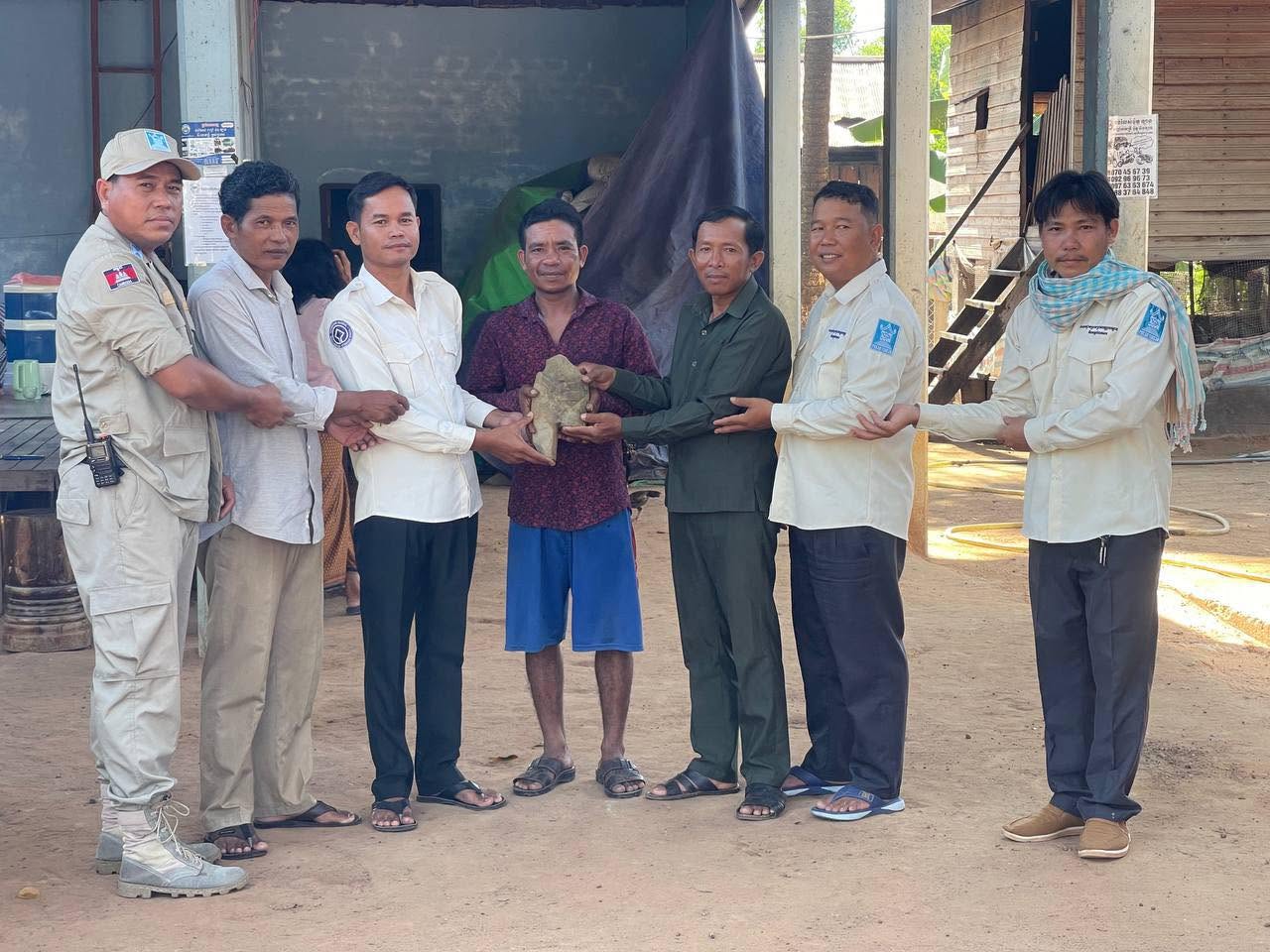 អាជ្ញាធរជាតិព្រះវិហារទទួលវត្ថុបុរាណចំនួន១ ពីសហគមន៍ ភូមិកន្ទួត​ ឃុំកន្ទួត ស្រុកជាំក្សាន្ត ខេត្តព្រះវិហារ